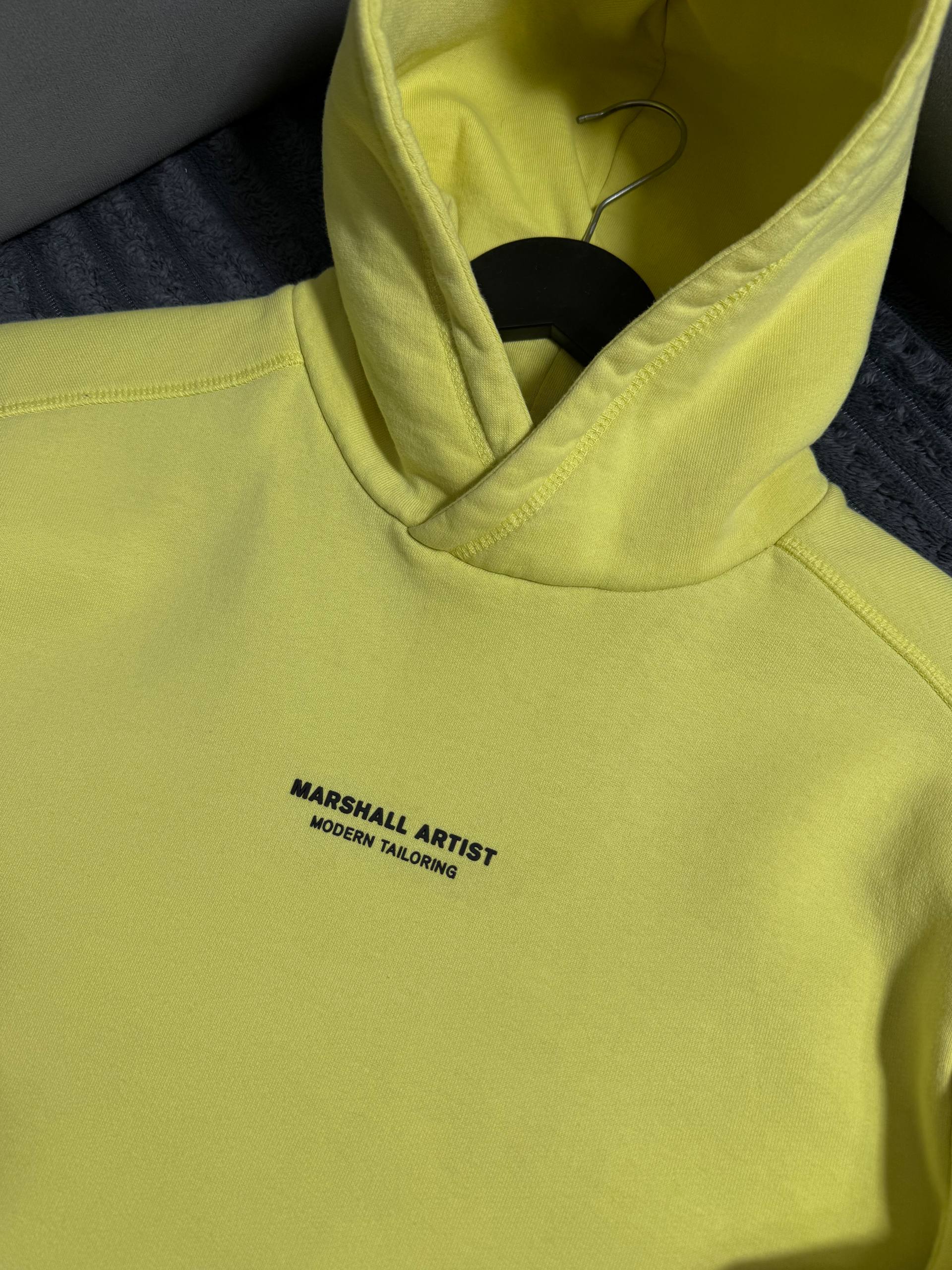 Abercrombie & Fitch marshall artist худі з принтом - yellow - фото 1