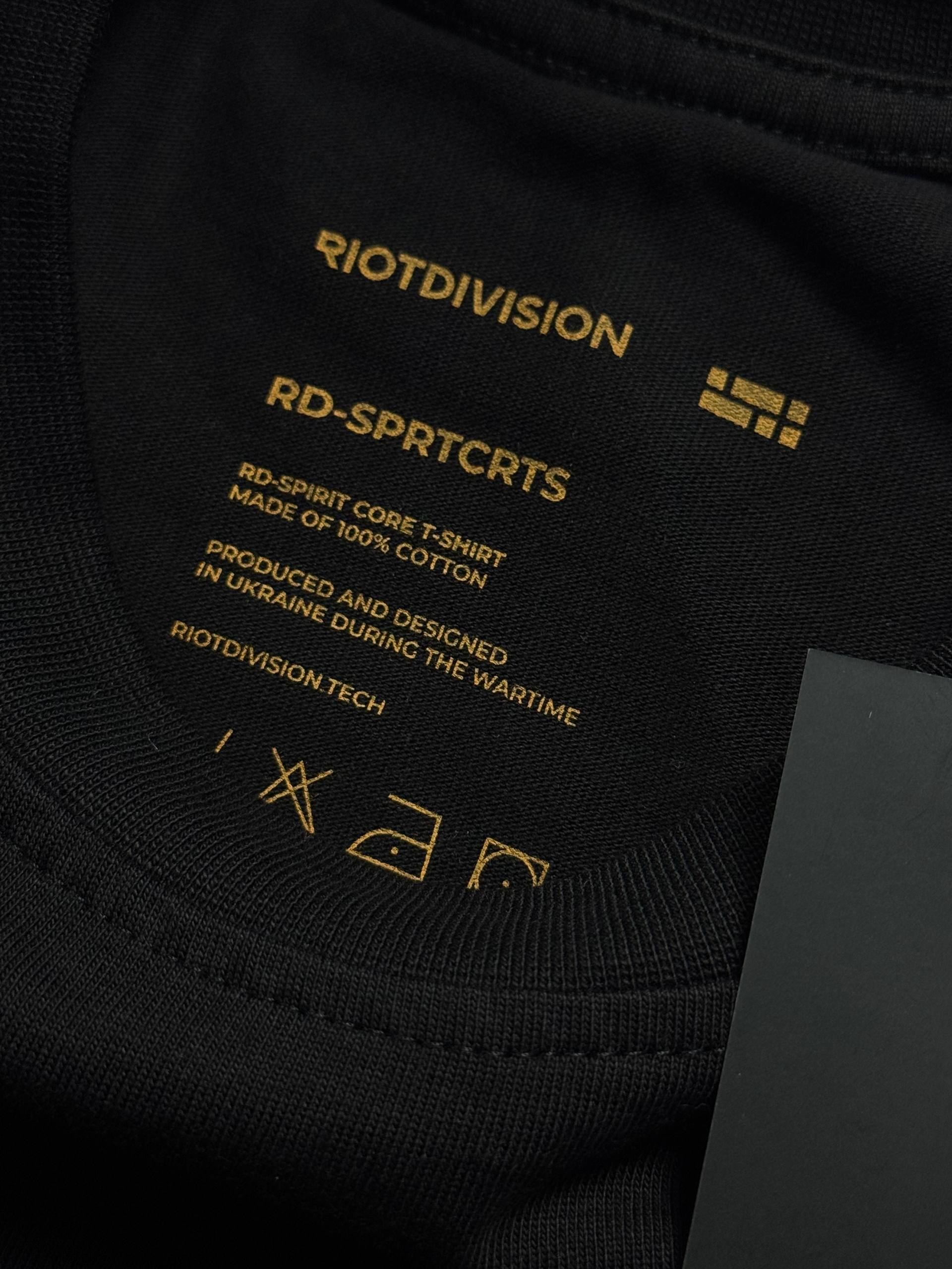 Riot Division чорна футболка з принтом - black - фото 6