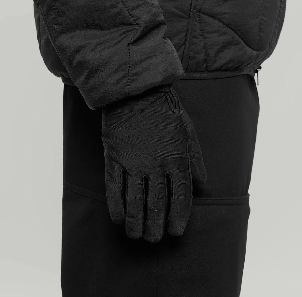 Riot Division рукавички чорні з рельєфним декором - black, розмір one_size - фото 8