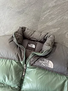 The North Face Nuptse 700 - green, розмір S - фото 2
