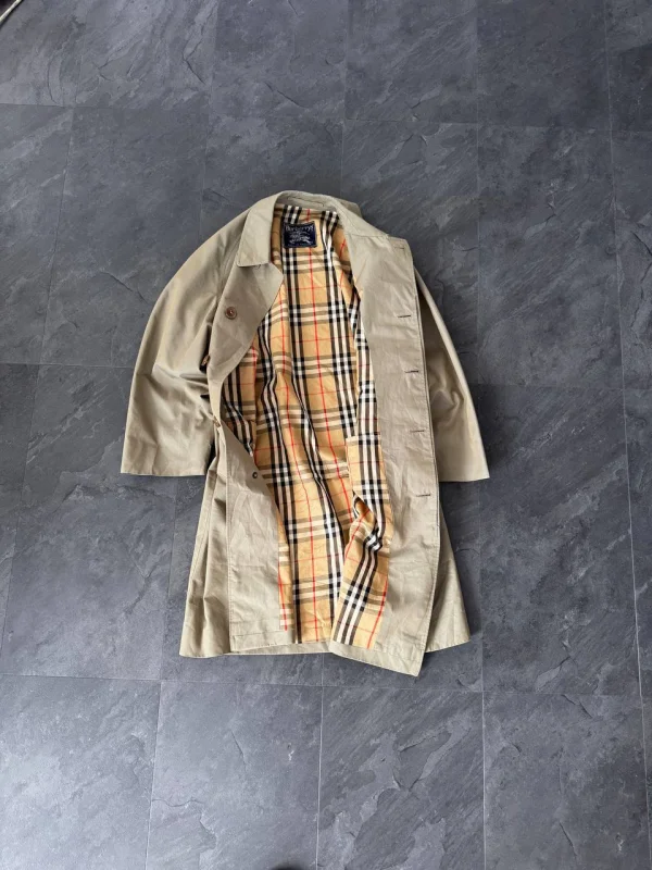Burberrys Coat - beige, розмір M
