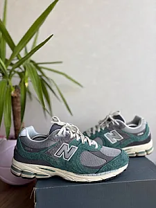 New Balance 2002R “New Spruce” - green, розмір 45 - фото 1