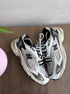 New Balance 725 White Black - multicolor, розмір 45 - фото 2