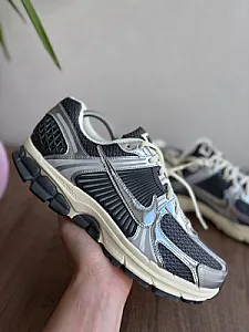 Nike Zoom Vomero 5 Iron Grey Chrome - grey, розмір 42 - фото 3