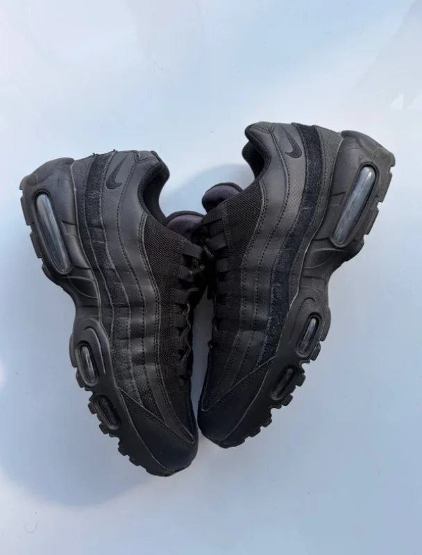 Кросівки Nike Air Max 95 Triple Black - black, розмір 42