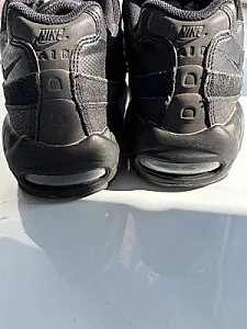 Кросівки Nike Air Max 95 Triple Black - black, розмір 42 - фото 4