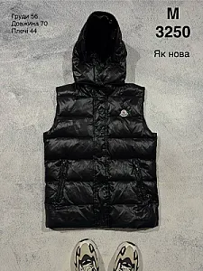Moncler жилетка чорна з капюшоном - black, розмір M - фото 1