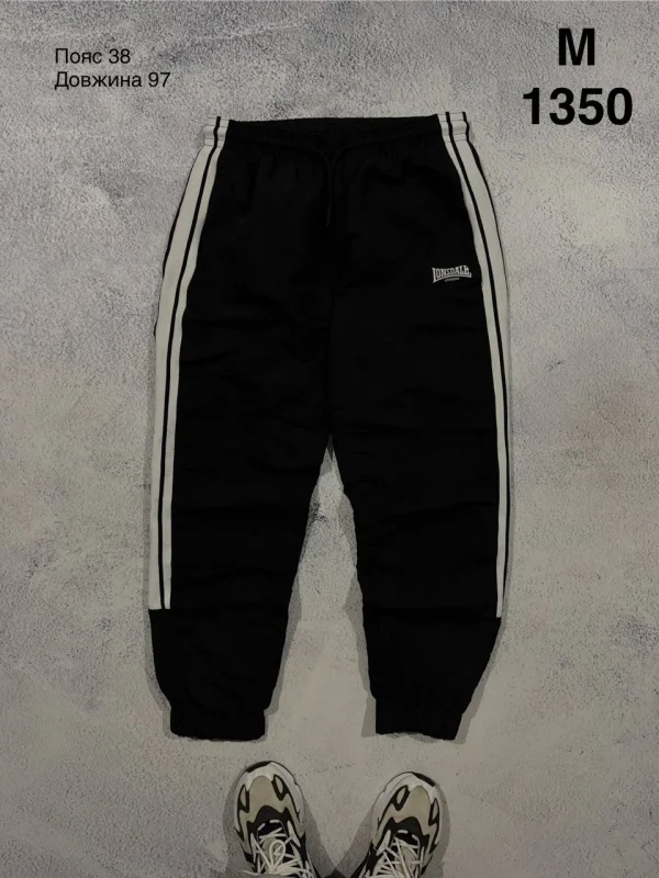 Lonsdale штани чорні з білими смугами - black, розмір M
