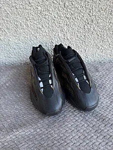 adidas yeezy 700 - розмір 43 - фото 3