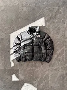 The North Face Nuptse 700 - розмір S - фото 1