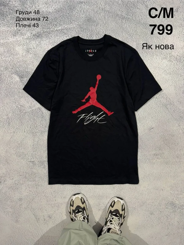 Nike Jordan футболка чорна з принтом - розмір S