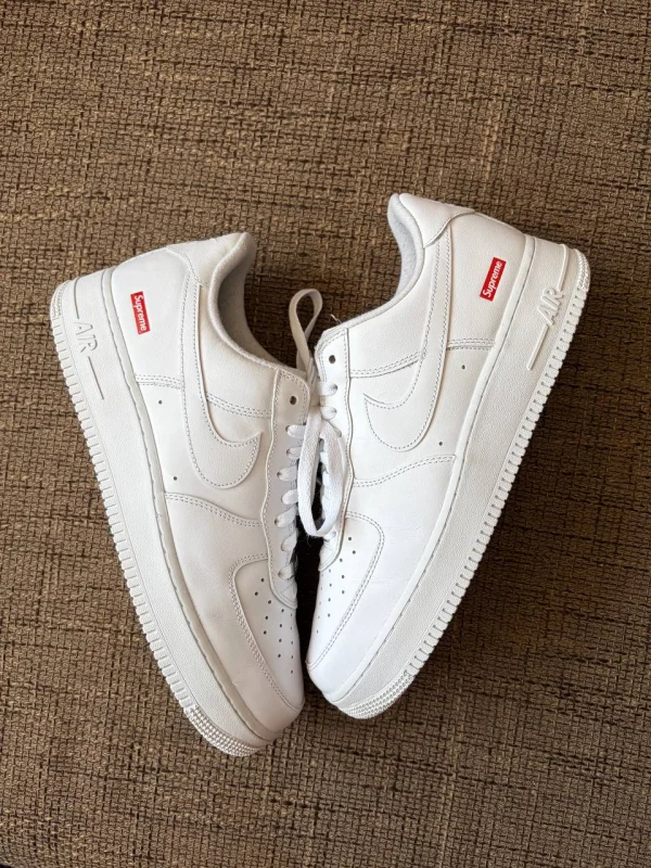 Кросівки Nike Air Force 1 Low Supreme White - розмір 45