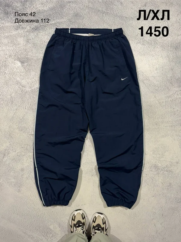 Nike спортивні штани темно-сині - розмір L