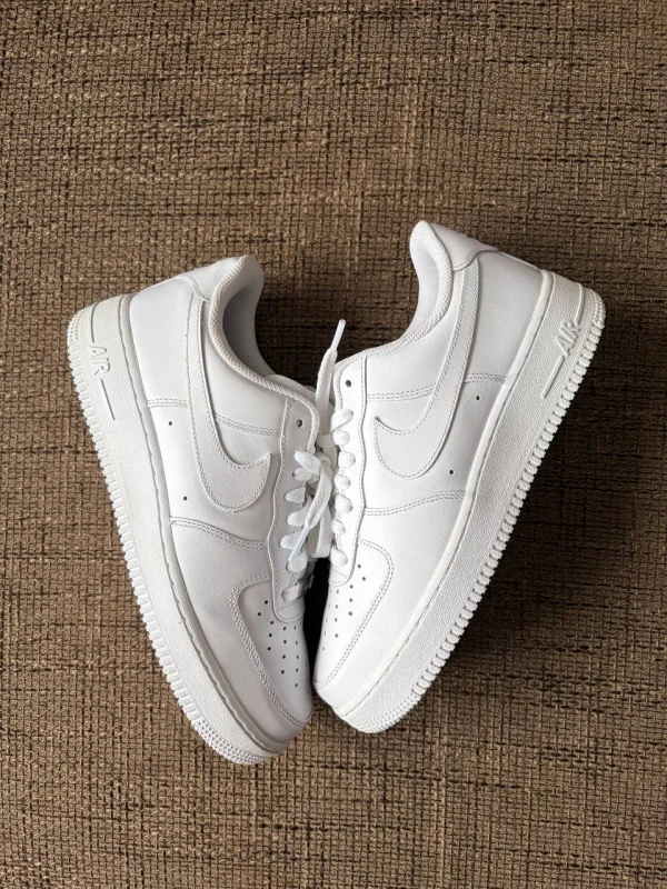 Кросівки Nike Air Force 1 Low White - розмір 41