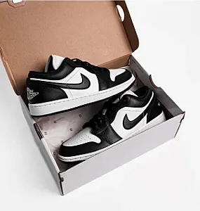 Nike Air Jordan 1 Low Panda чорно-білі - розмір 36 - фото 1