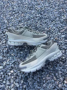 Nike Zoom Vomero Roam сіро-зелені - розмір 41 - фото 2