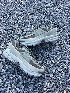 Nike Zoom Vomero Roam сіро-зелені - розмір 41 - фото 3