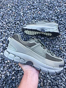 Nike Zoom Vomero Roam сіро-зелені - розмір 41 - фото 5