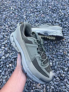 Nike Zoom Vomero Roam сіро-зелені - розмір 41 - фото 6