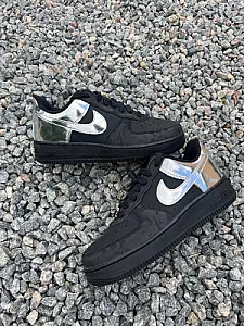 Nike Air Force кросівки чорні зі сріблястими деталями - розмір 40 - фото 2