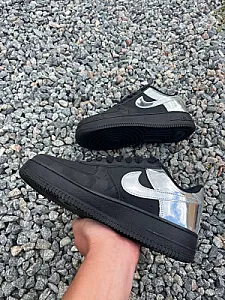 Nike Air Force кросівки чорні зі сріблястими деталями - розмір 40 - фото 6