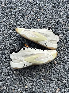 Nike Jordan Luka кросівки біло-кремові - розмір 45 - фото 2