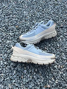 Nike Zoom Vomero Roam кросівки блакитні - розмір 43 - фото 2