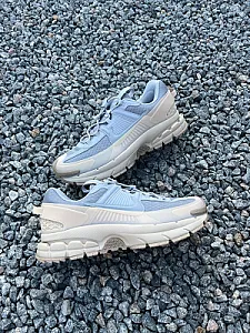 Nike Zoom Vomero Roam кросівки блакитні - розмір 43 - фото 3
