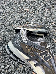 New Balance 1906A сірі - розмір 42 - фото 6
