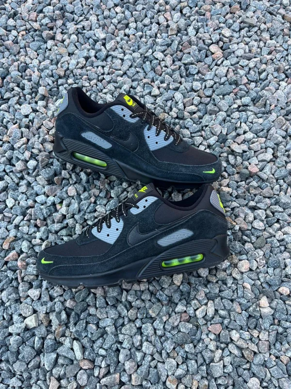 Nike Air Max 90 чорні - розмір 45