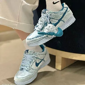 Nike Dunk Low Abominable Snowman блакитні - розмір 35 - фото 2