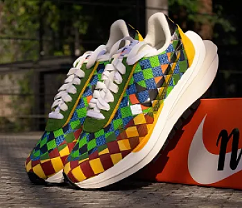 Jean Paul Gaultier x sacai x Nike LDVaporwaffle Woven Green Gusto - розмір 45 - фото 2