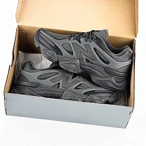 New Balance 9060 Black Cement чорні - розмір 42 - фото 1