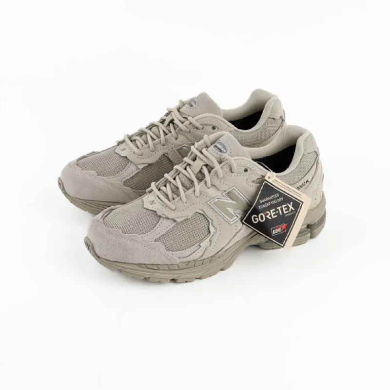 New Balance 2002R Protection Pack Gore-Tex сіро-бежеві - розмір 43