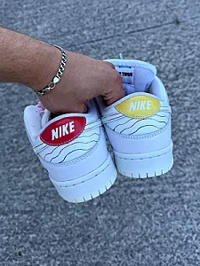 Nike Dunk SB Low Be True білі - розмір 41 - фото 5