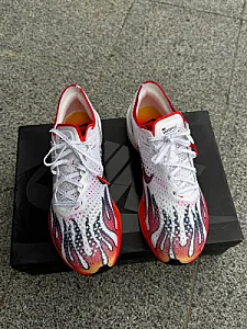 Nike ZoomX VaporFly Next% 3 Ekiden Pack біло-червоні - розмір 40 - фото 2