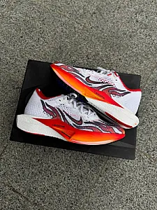 Nike ZoomX VaporFly Next% 3 Ekiden Pack біло-червоні - розмір 40 - фото 10
