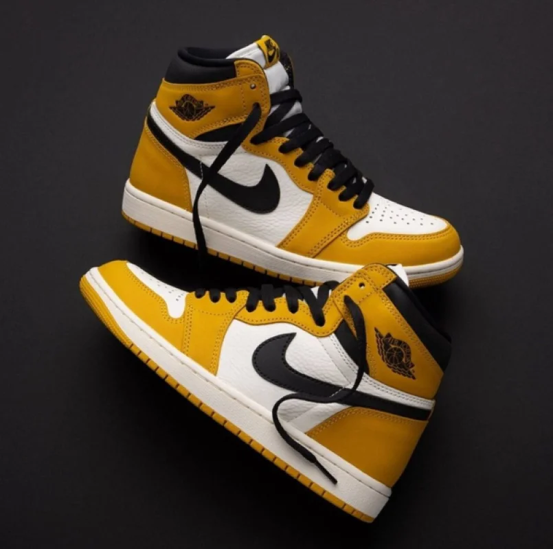 Nike Air Jordan 1 OG кросівки різних кольорів