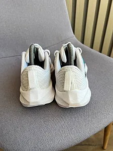 Nike Pegasus 40 кросівки білі - розмір 38 - фото 5