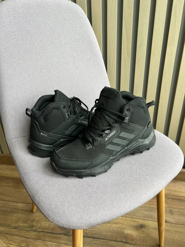 Adidas Terrex черевики чорні - розмір 45