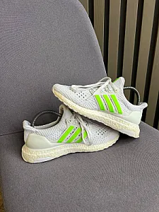 Adidas Ultra Boost кросівки білі - розмір 38 - фото 3