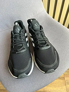 Adidas кросівки чорно-білі - розмір 41 - фото 4