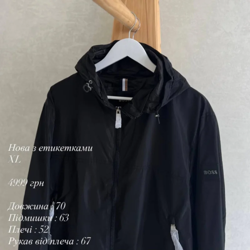 Hugo Boss Boss вітровка чорна - розмір XL