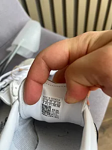 Adidas кросівки біло-чорні - розмір 37 - фото 5