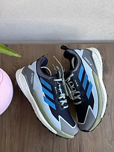 Adidas Terrex Free Hiker 2.0 Low Gore-Tex - розмір 44 - фото 1