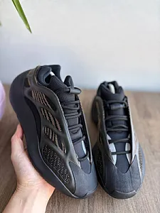 Adidas Yeezy 700 V3 Clay Brown - розмір 41 - фото 6