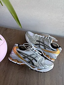 Asics Gel-Kayano 14 White/Pure Gold - розмір 40 - фото 2