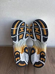 Asics Gel-Kayano 14 White/Pure Gold - розмір 40 - фото 7
