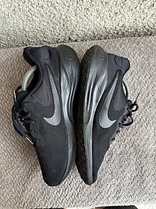 Nike Revolution 7 кросівки чорні - розмір 45 - фото 4
