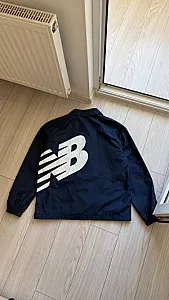 New Balance бомбер темно-синій - розмір S - фото 8